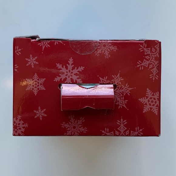 {Hallmark} - Barbie Christmas Tree Ornament - Picture 5 of 5